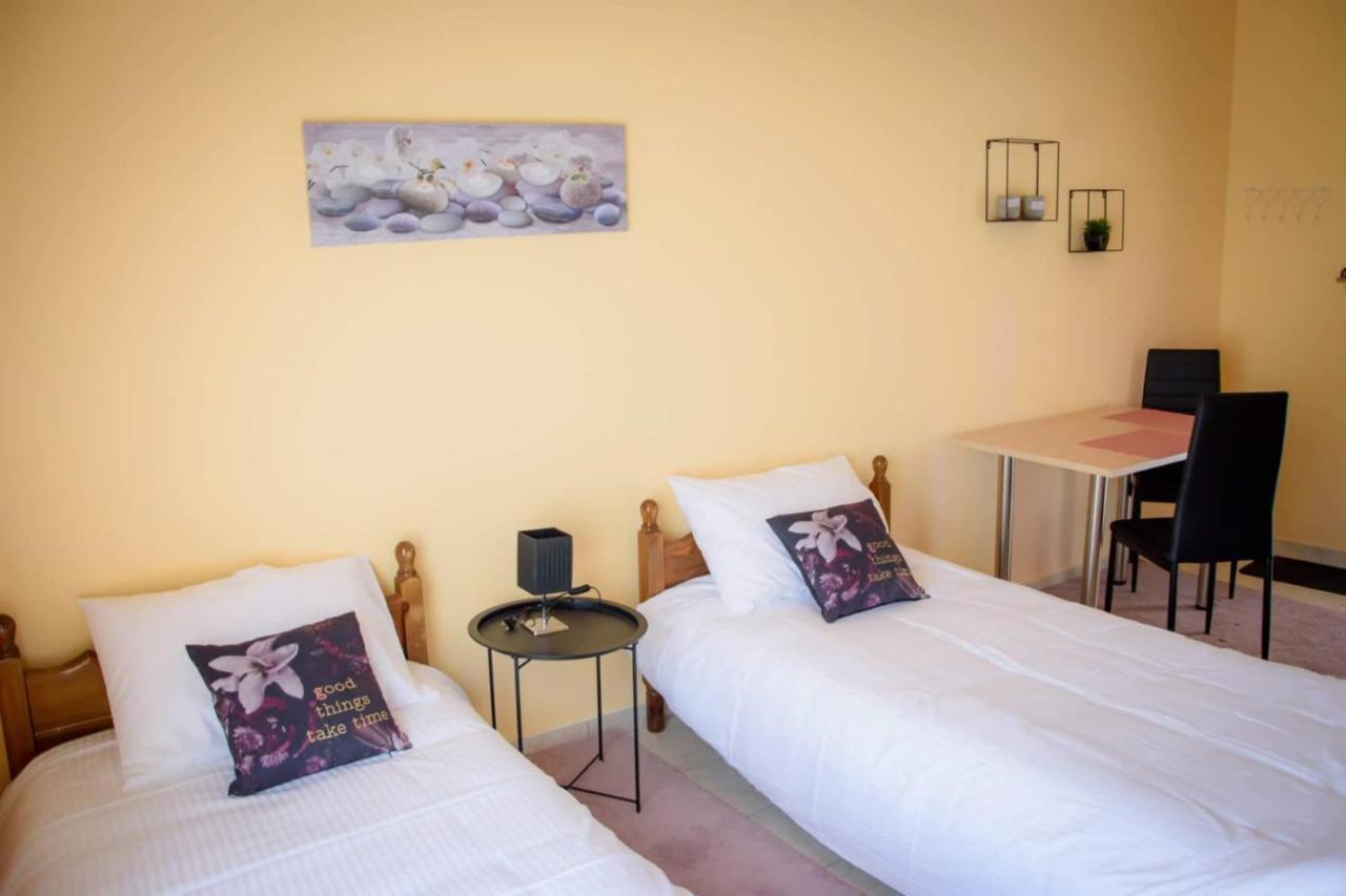 Home Patras Extérieur photo